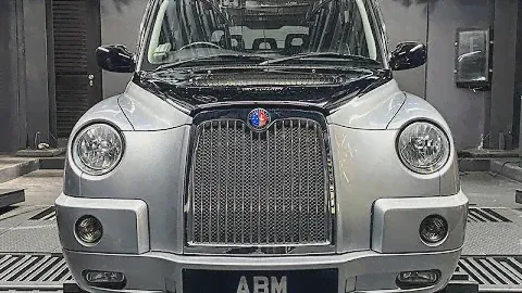 2015 LONDON TAXI CO TX4 2.5A
