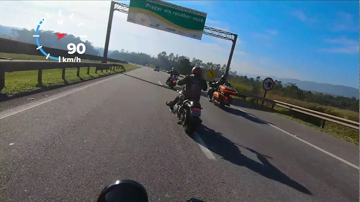 Harley 883 iron top speed